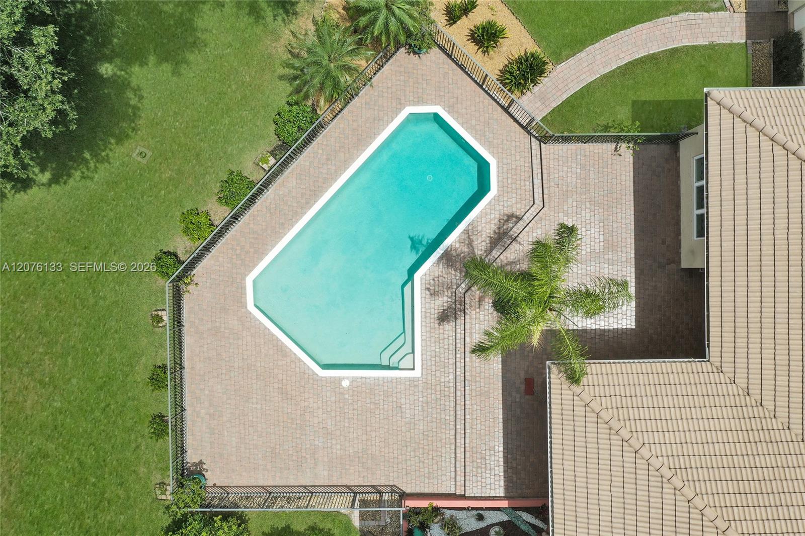 2725 Hunter Road Weston, FL 33331 - Photo 50 of 68 Gallery Image 50
