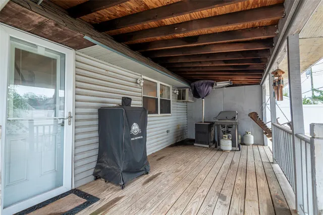 $749,999 | 22 Lowland Road, Levittown, NY 11756