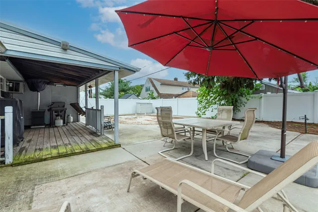 $749,999 | 22 Lowland Road, Levittown, NY 11756