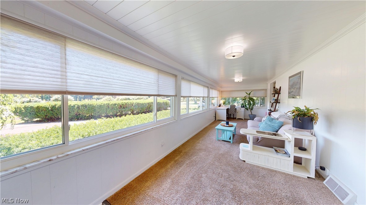 6061 Chapel Road Madison, OH 44057 - Photo 4 of 48