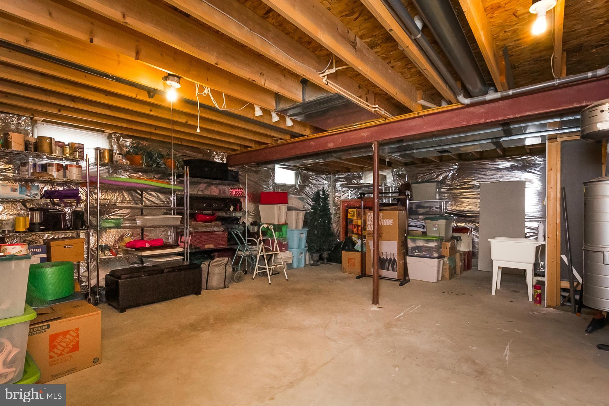 9112 Cove Point Road Baltimore, MD 21219 - Photo 27 of 30 Basement