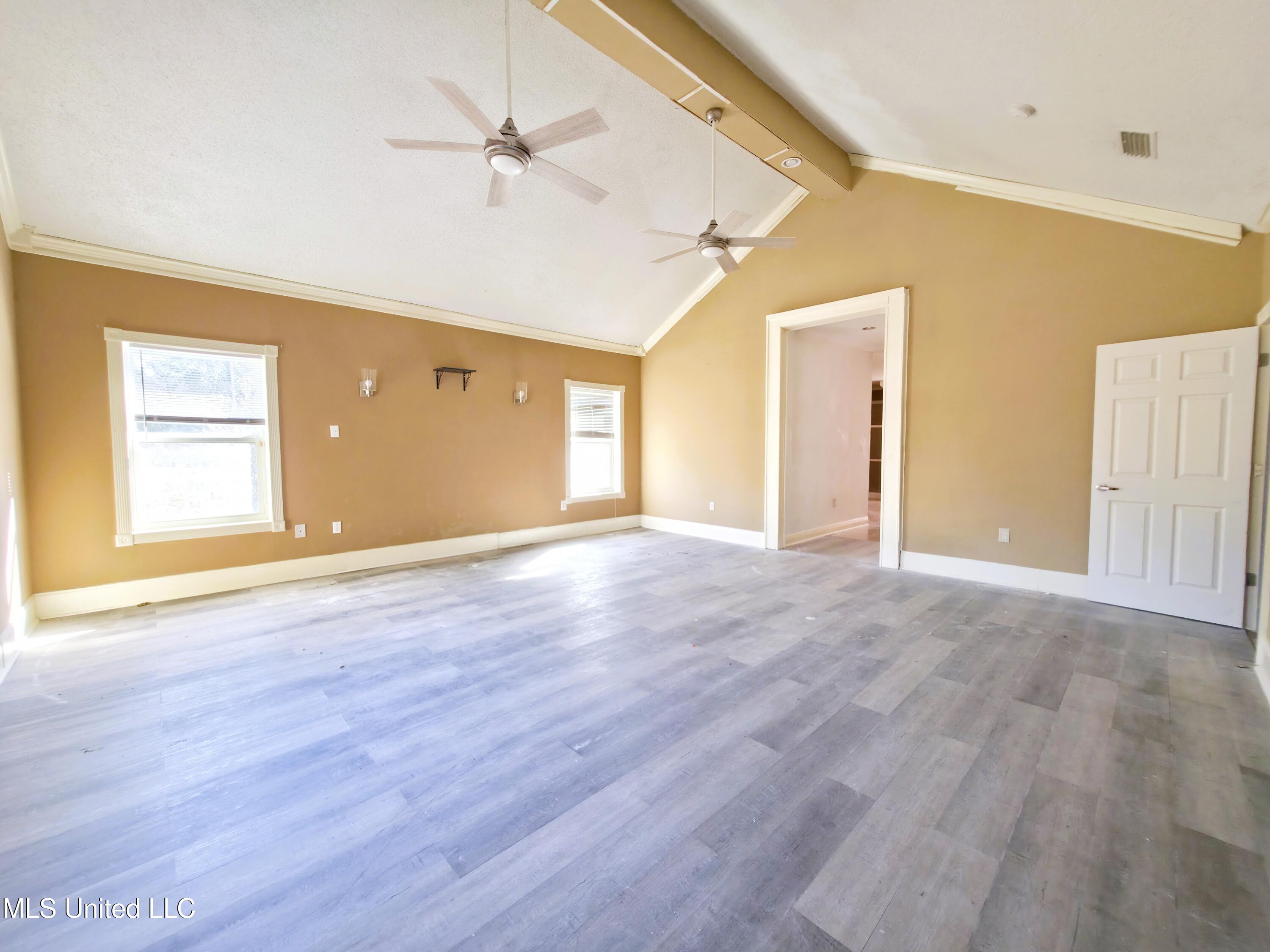 4700 Thompson Street Moss Point, MS 39563 - Photo 15 of 25 20260202_095136