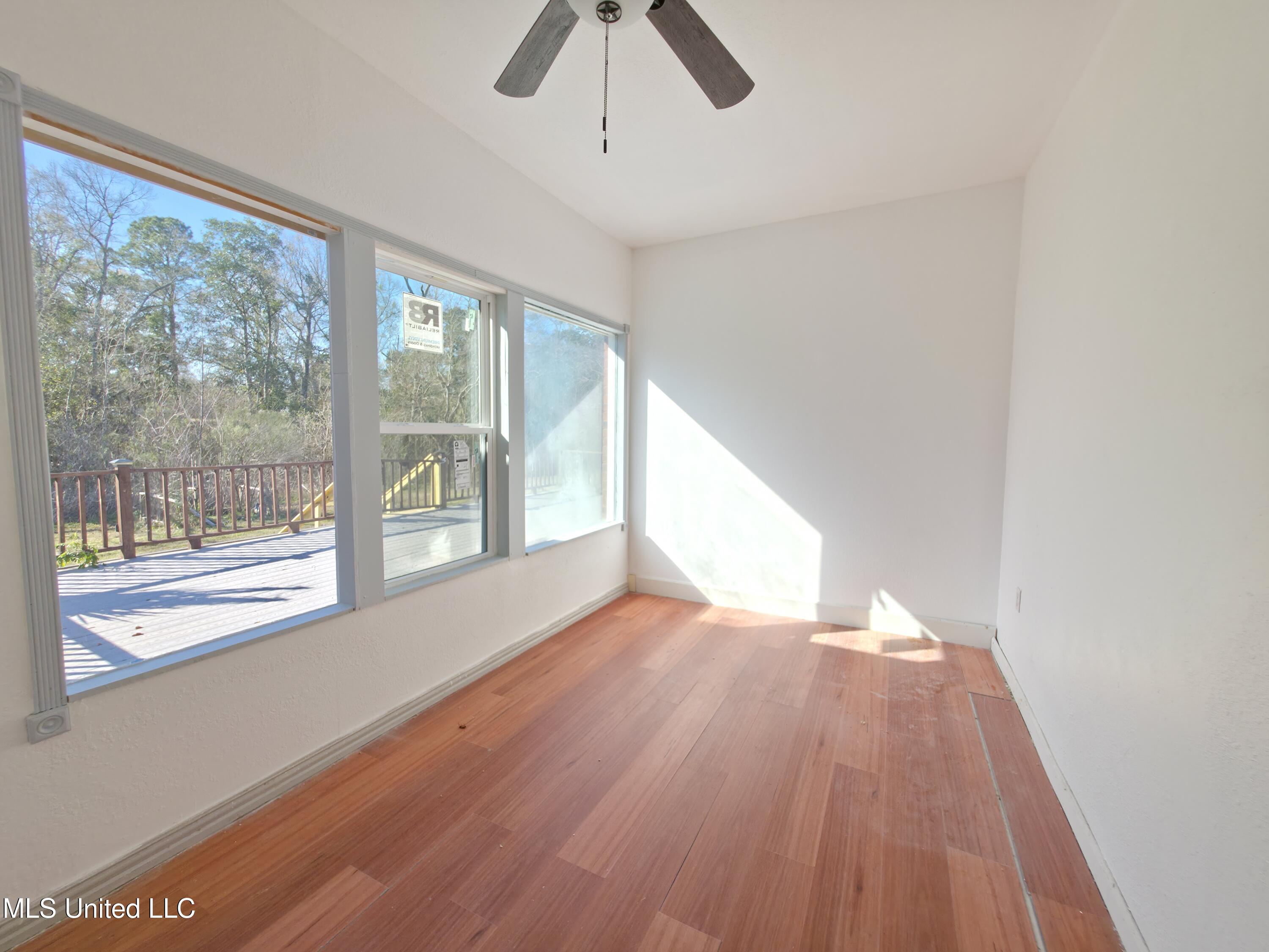 4700 Thompson Street Moss Point, MS 39563 - Photo 23 of 25 20260202_094652