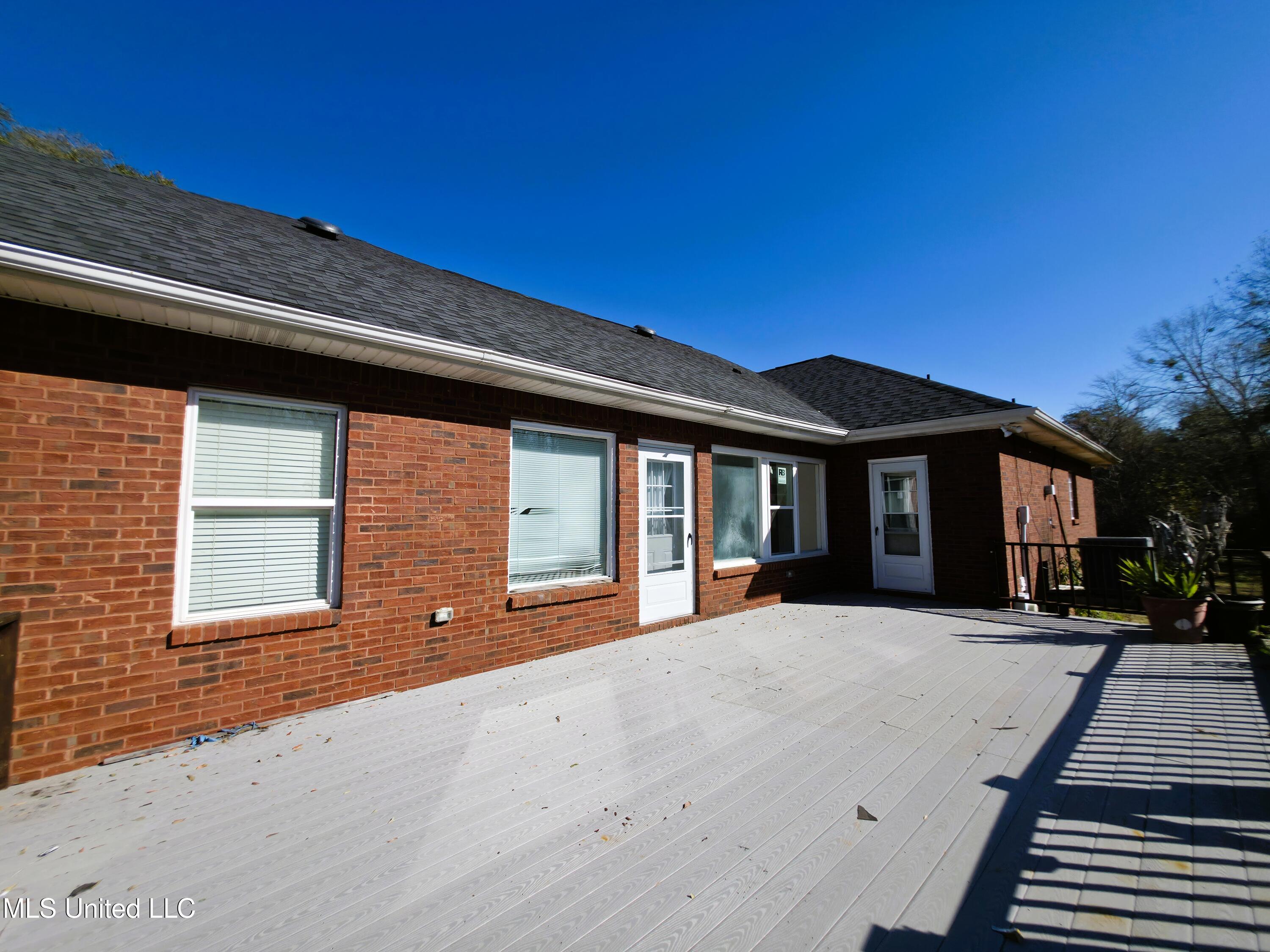 4700 Thompson Street Moss Point, MS 39563 - Photo 24 of 25 20260202_095657