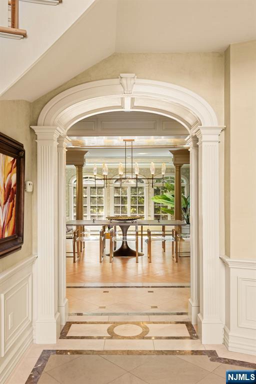 23 Hunter Ridge Woodcliff Lake, NJ 07677 - Photo 8 of 49