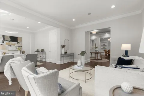 $2,795,000 | 11000 Luxmanor Road, North Bethesda, MD 20852