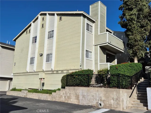 $398,000 | 777 South Citrus Avenue, Unit 119, Azusa, CA 91702