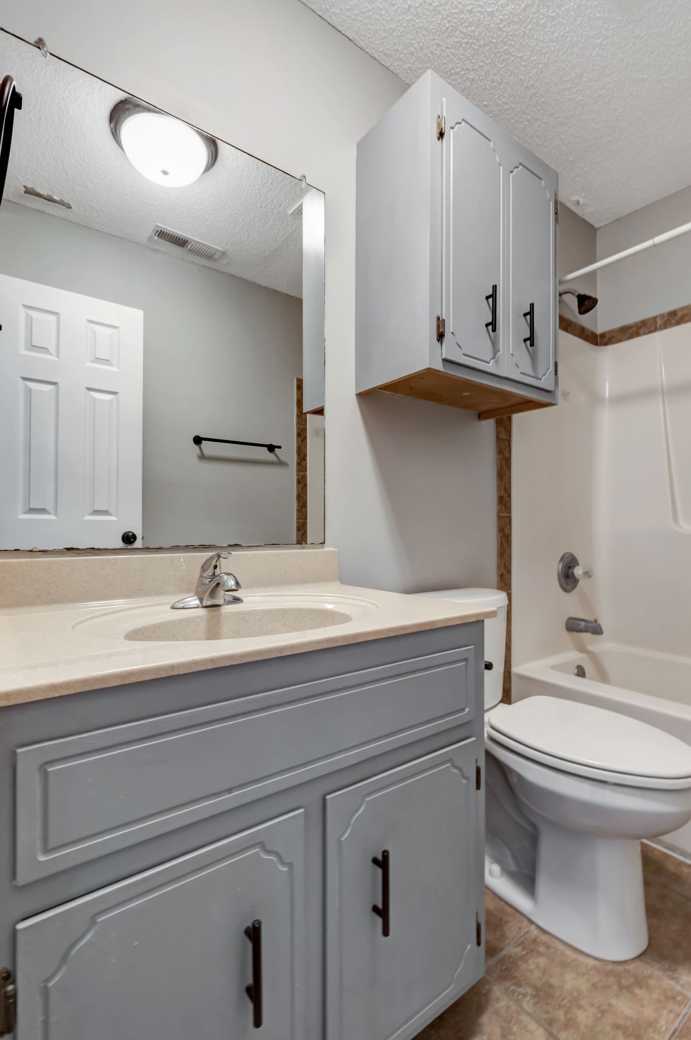 931 State Line Road Oak Grove, KY 42262 - Photo 20 of 24 a bathroom with a sink a toilet and mirror