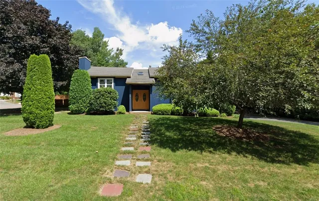 $545,000 | 2 Sturbridge Avenue, Smithfield, RI 02828