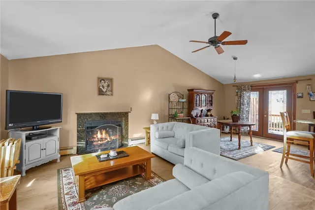 $545,000 | 2 Sturbridge Avenue, Smithfield, RI 02828