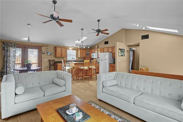 $545,000 | 2 Sturbridge Avenue, Smithfield, RI 02828