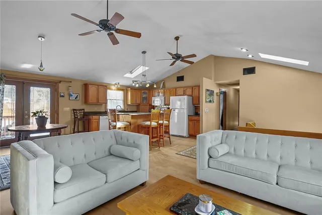 $545,000 | 2 Sturbridge Avenue, Smithfield, RI 02828