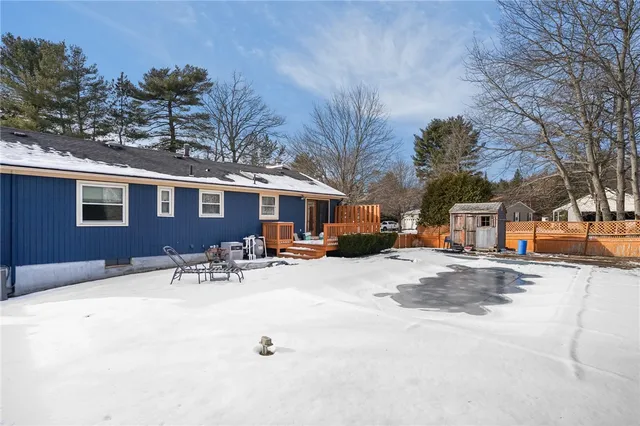 $545,000 | 2 Sturbridge Avenue, Smithfield, RI 02828
