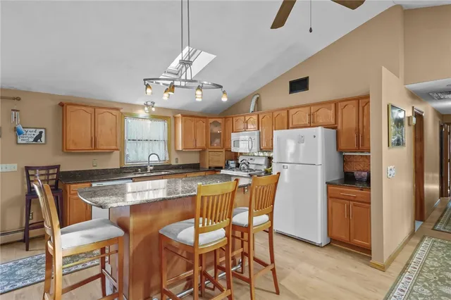 $545,000 | 2 Sturbridge Avenue, Smithfield, RI 02828