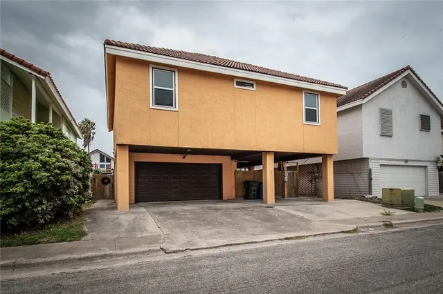 $2,500 | 716 Enchanted Harbor, Corpus Christi, TX 78402