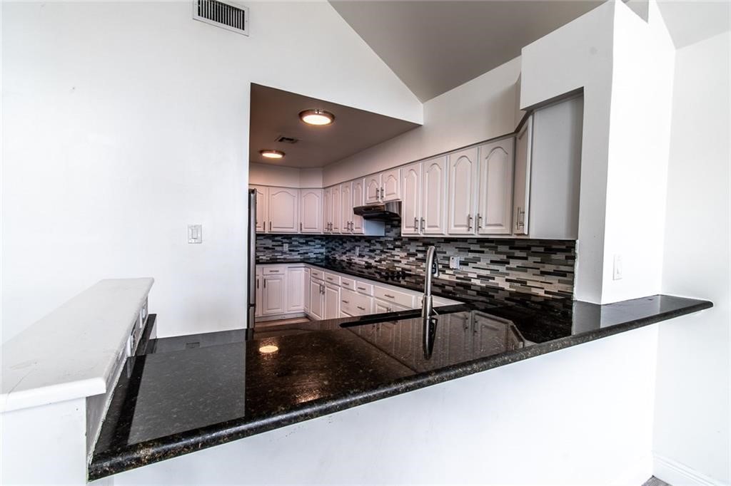 716 Enchanted Harbor Corpus Christi, TX 78402 - Photo 14 of 39