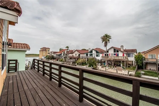 $2,500 | 716 Enchanted Harbor, Corpus Christi, TX 78402