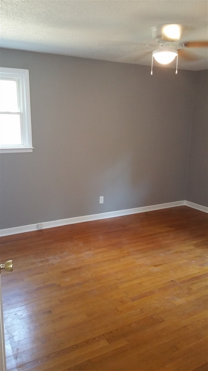 841 Bud Arthur Bridge Road Cowpens, SC 29330 - Photo 6 of 23 Master Bedroom