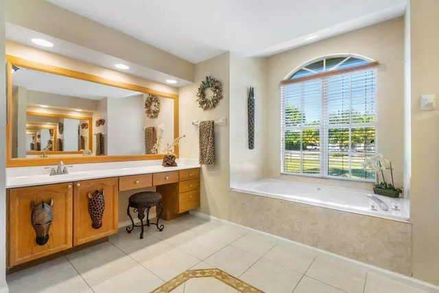 $6,000 | 17150 89th Place North, Loxahatchee, FL 33470