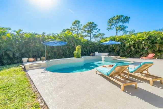 $6,000 | 17150 89th Place North, Loxahatchee, FL 33470