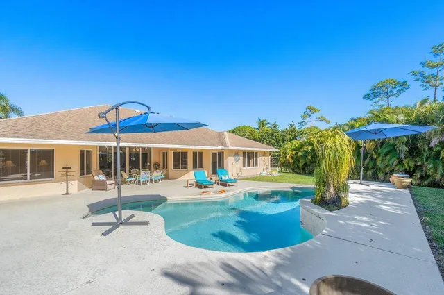 $6,000 | 17150 89th Place North, Loxahatchee, FL 33470