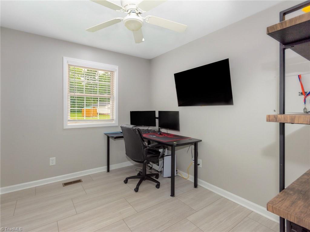 2207 Gable Way High Point, NC 27262 - Photo 14 of 20 office/guest bedroom