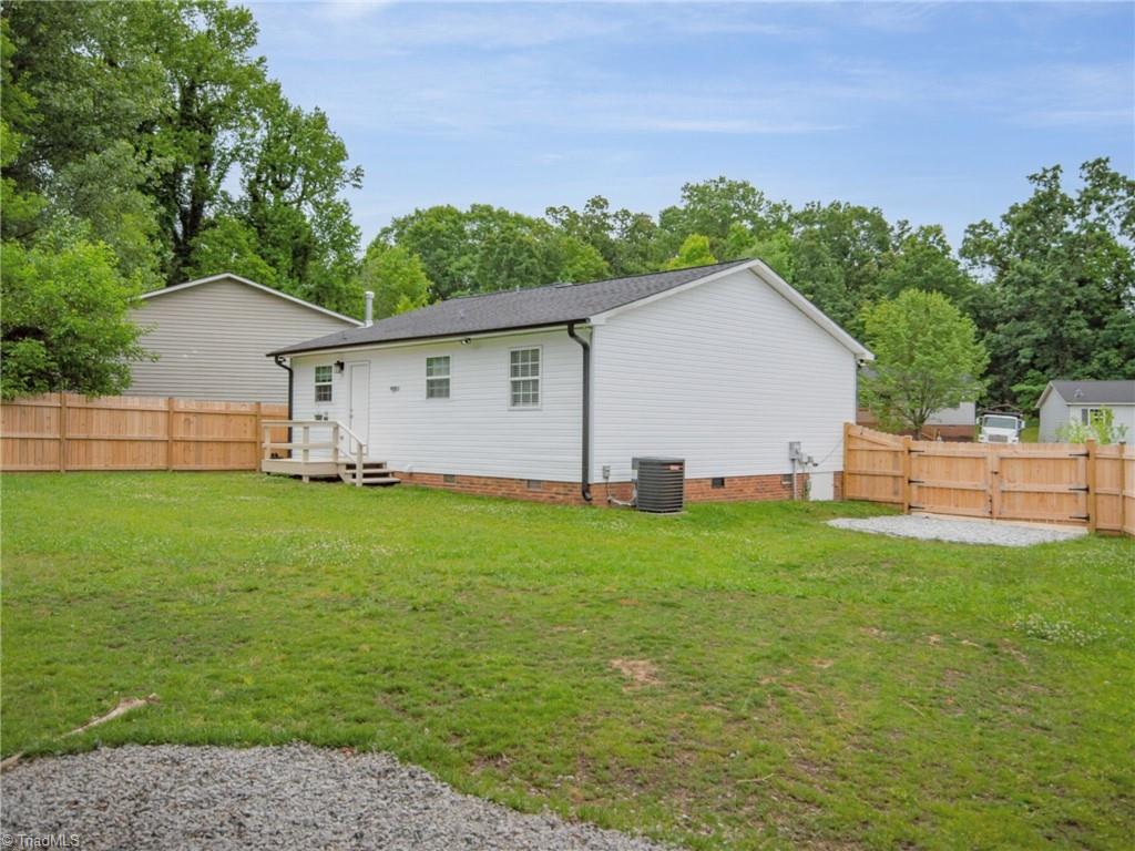 2207 Gable Way High Point, NC 27262 - Photo 18 of 20 Gallery Image 18