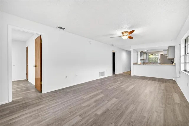 $1,800 | 13250 Ridge Road, Unit 21, Largo, FL 33778