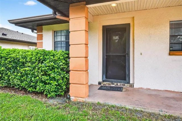 $1,800 | 13250 Ridge Road, Unit 21, Largo, FL 33778