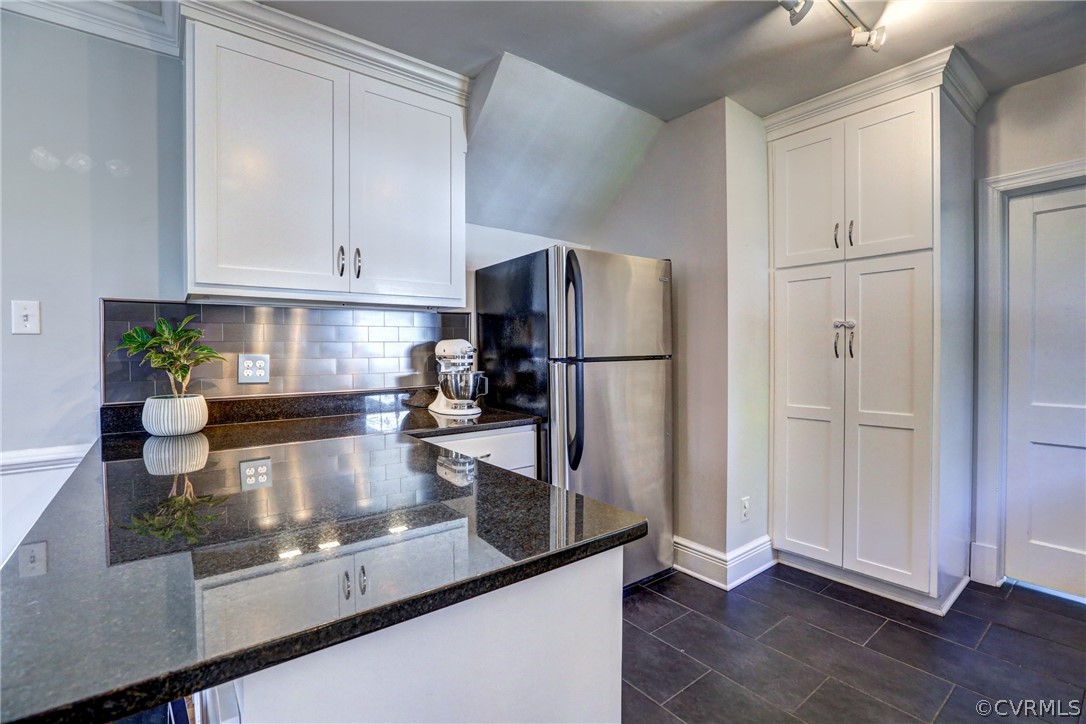 2410 Kenmore Road Henrico, VA 23228 - Photo 13 of 34 Gallery Image 13