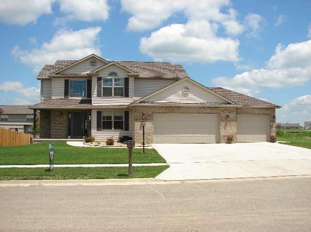 801 Debates Street Washington, IL 61571 - Photo 1 of 9 Gallery Image 1