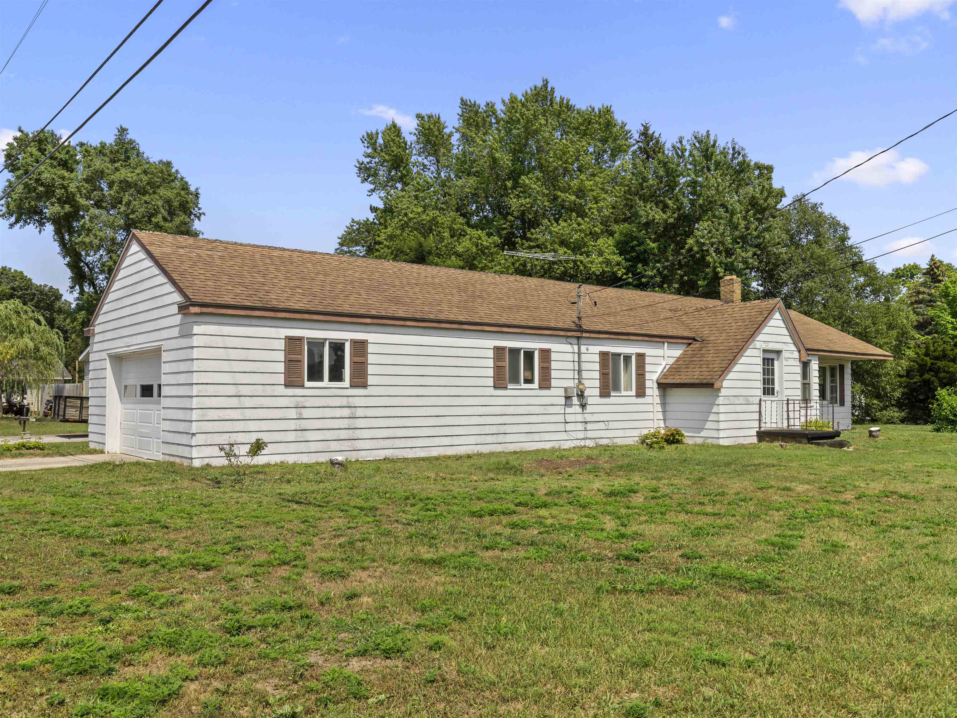 210 White Street Elberta, MI 49635 - Photo 6 of 28