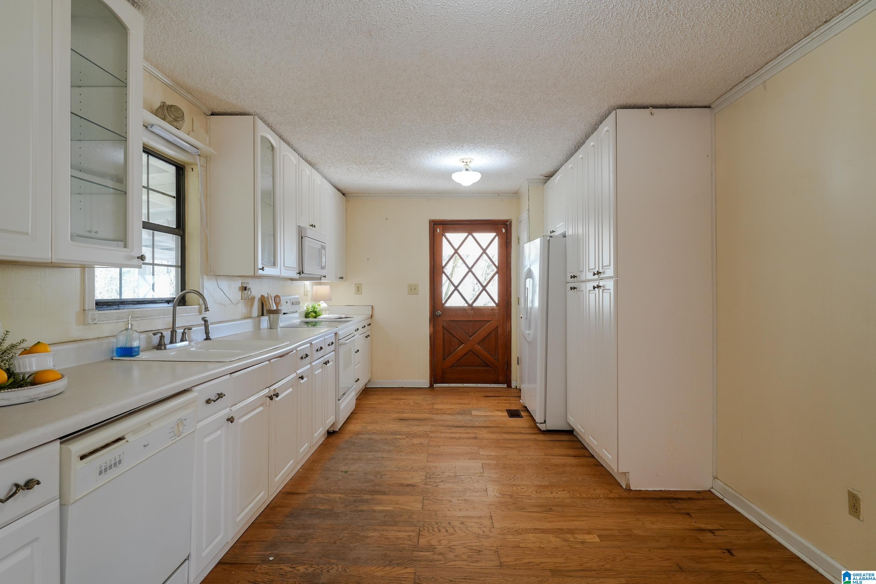 6317 Lou George Loop Bessemer, AL 35022 - Photo 14 of 42