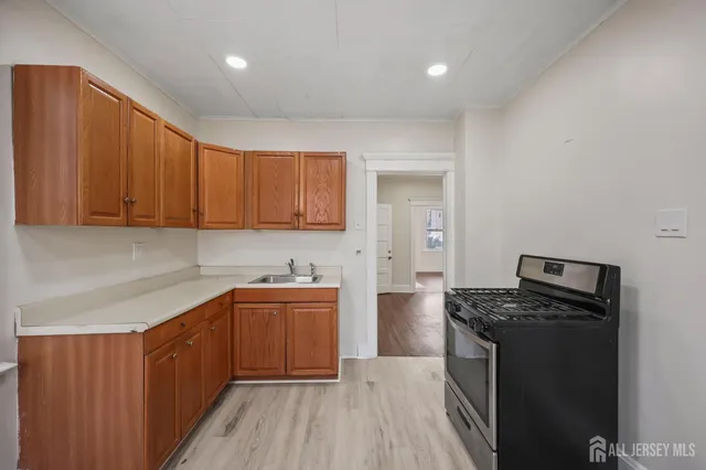 $499,000 | 264 Barclay Street, Perth Amboy, NJ 08861