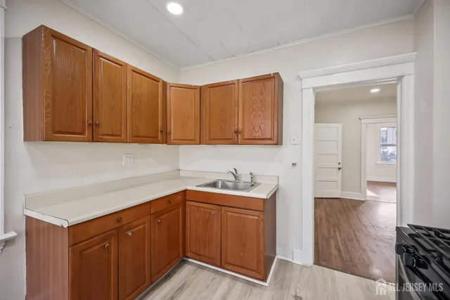 $499,000 | 264 Barclay Street, Perth Amboy, NJ 08861