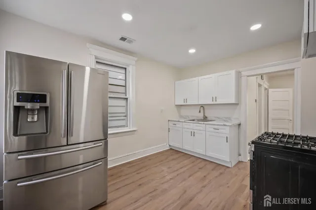 $499,000 | 264 Barclay Street, Perth Amboy, NJ 08861