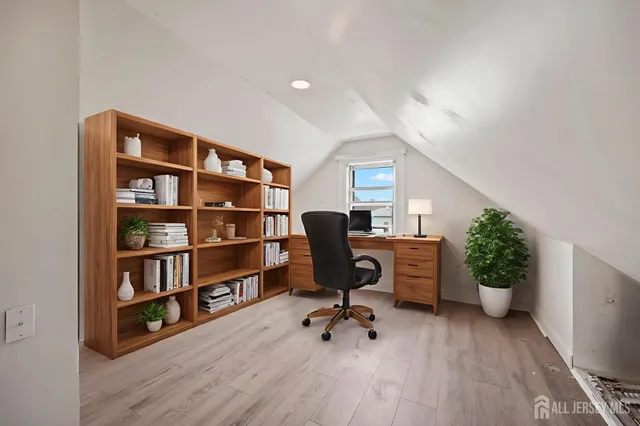 $499,000 | 264 Barclay Street, Perth Amboy, NJ 08861