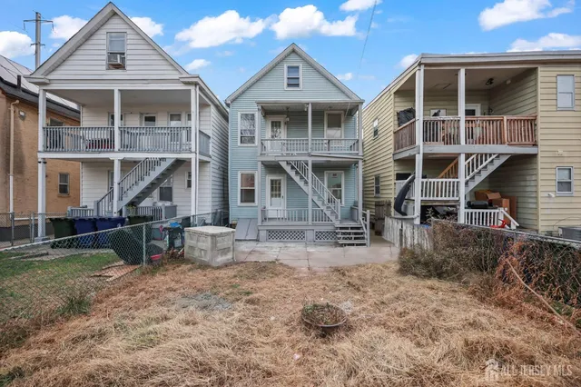 $499,000 | 264 Barclay Street, Perth Amboy, NJ 08861