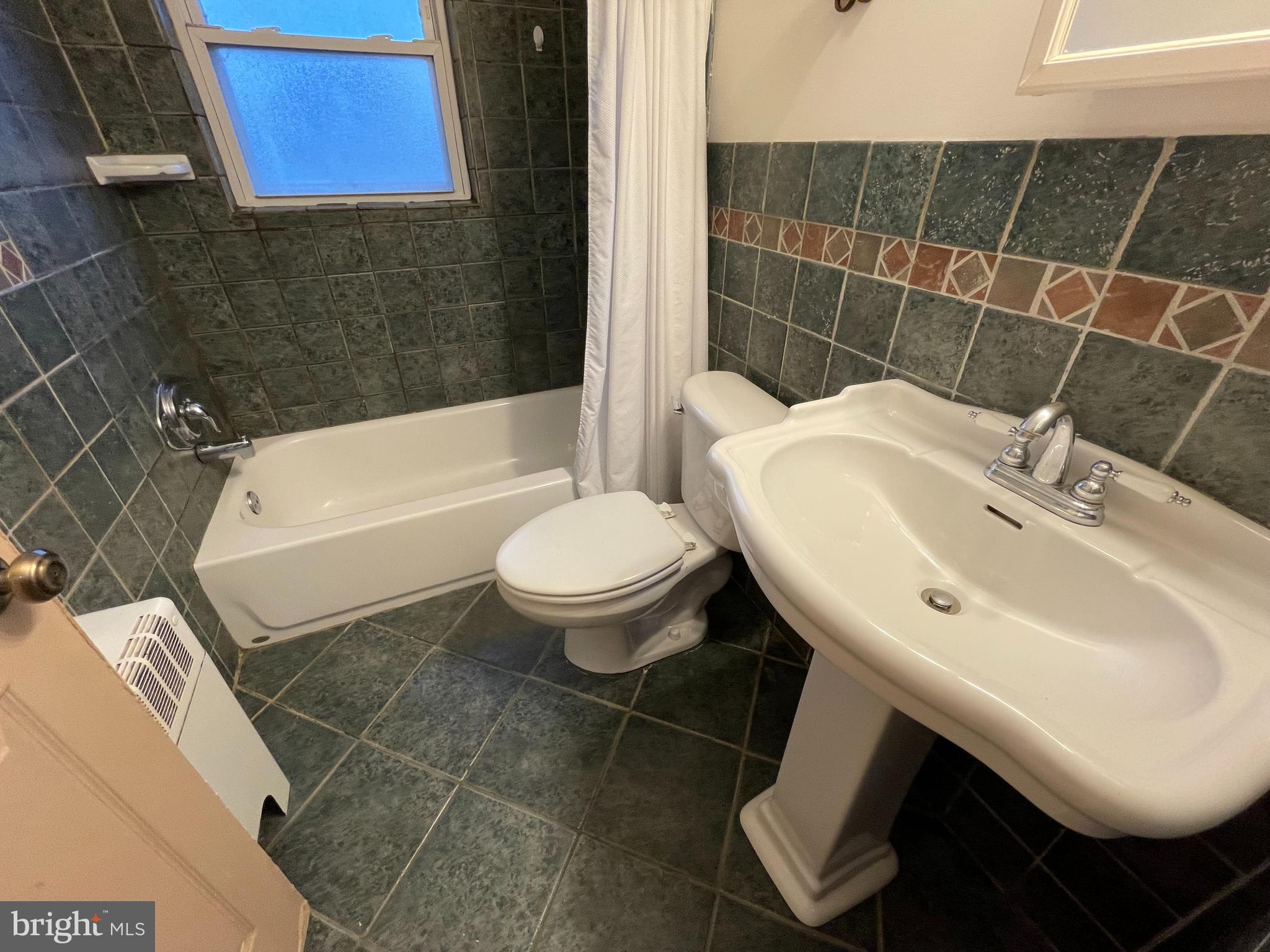 1540 Ridgeview Avenue Lancaster, PA 17603 - Photo 14 of 19 Gallery Image 14
