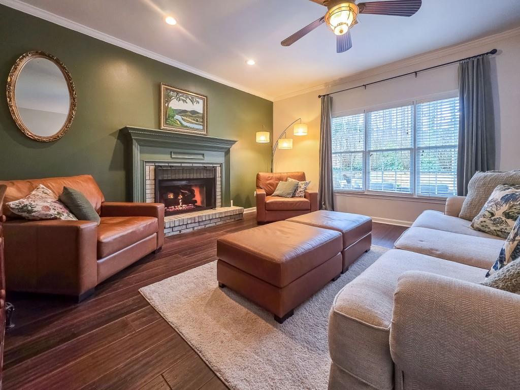 6084 Fairlong Point Northwest Acworth, GA 30101 - Photo 9 of 47