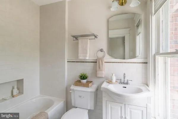 $8,725 | 3110 18th Street Northwest, Washington, DC 20010