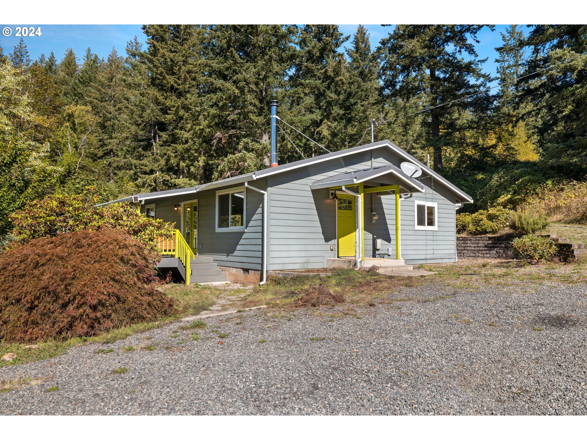 39551 Southeast Fall Creek Road Estacada, OR 97023 - Photo 12 of 32 Gallery Image 12