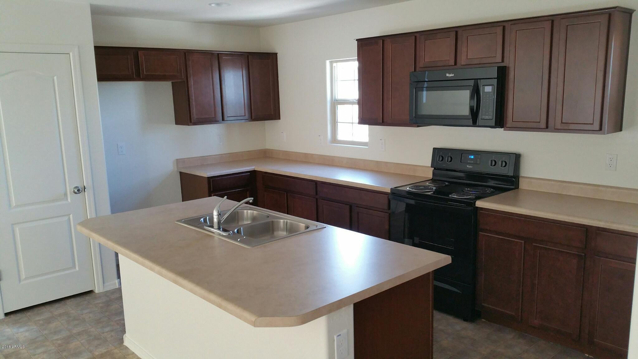 903 South Swallow Lane Gilbert, AZ 85296 - Photo 8 of 37 Photo #8