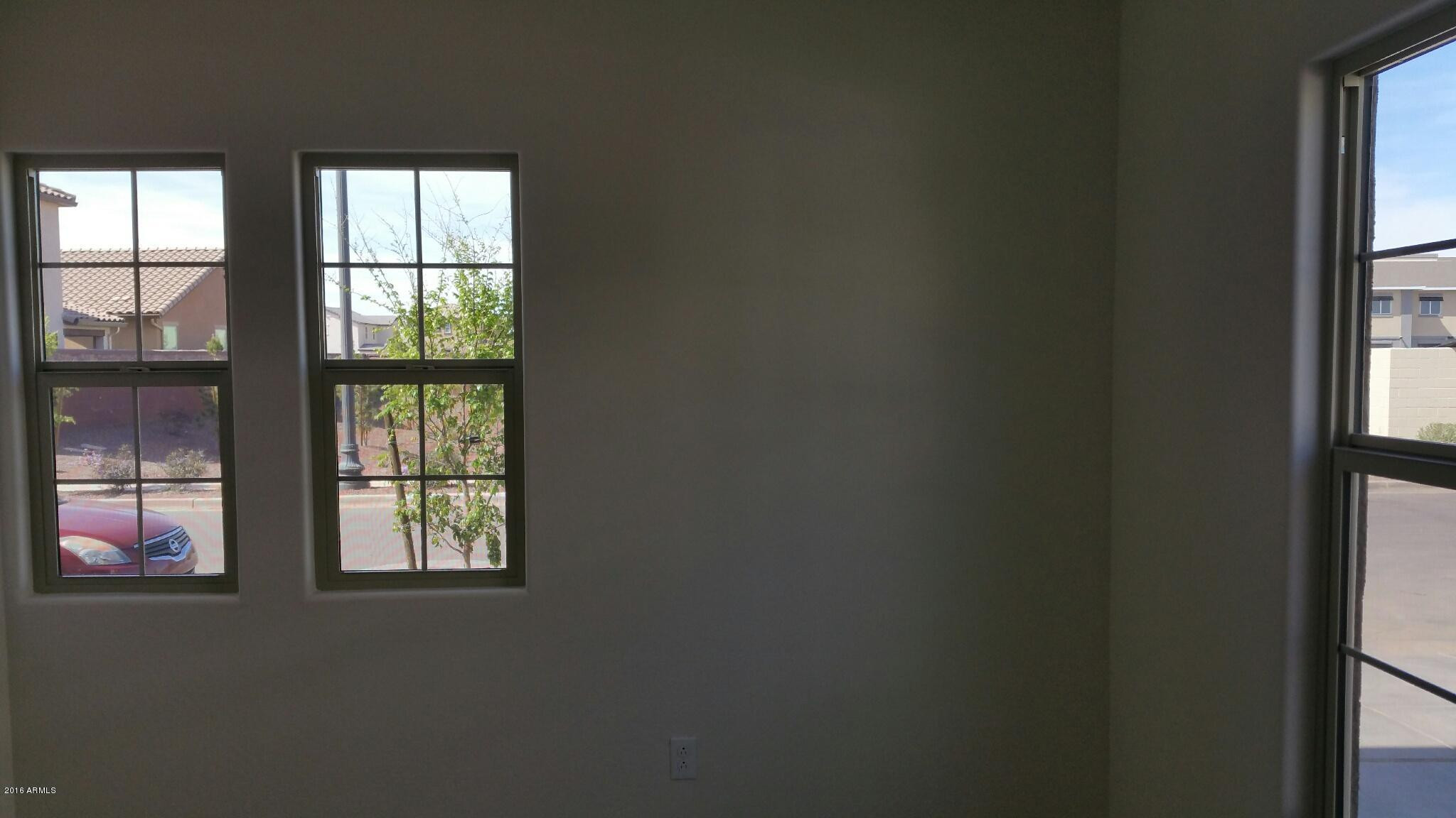903 South Swallow Lane Gilbert, AZ 85296 - Photo 10 of 37 Photo #10