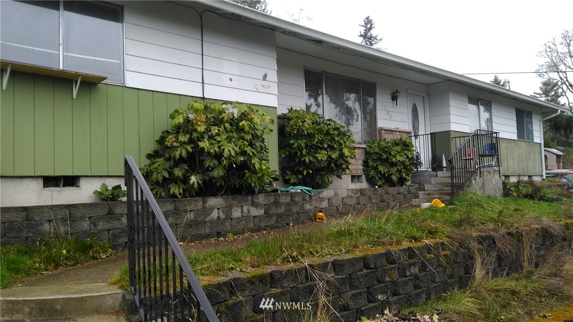1103 Brookdale Road East Tacoma, WA 98445 - Photo 1 of 8