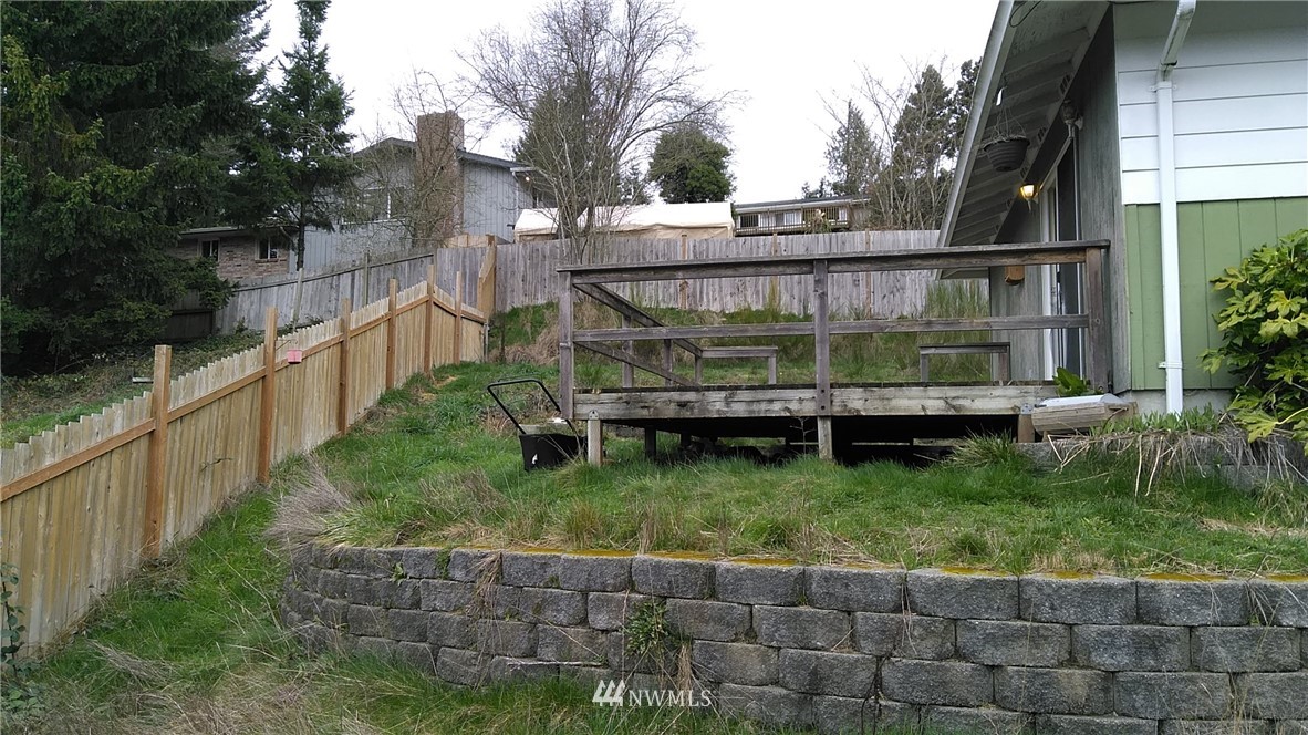 1103 Brookdale Road East Tacoma, WA 98445 - Photo 2 of 8