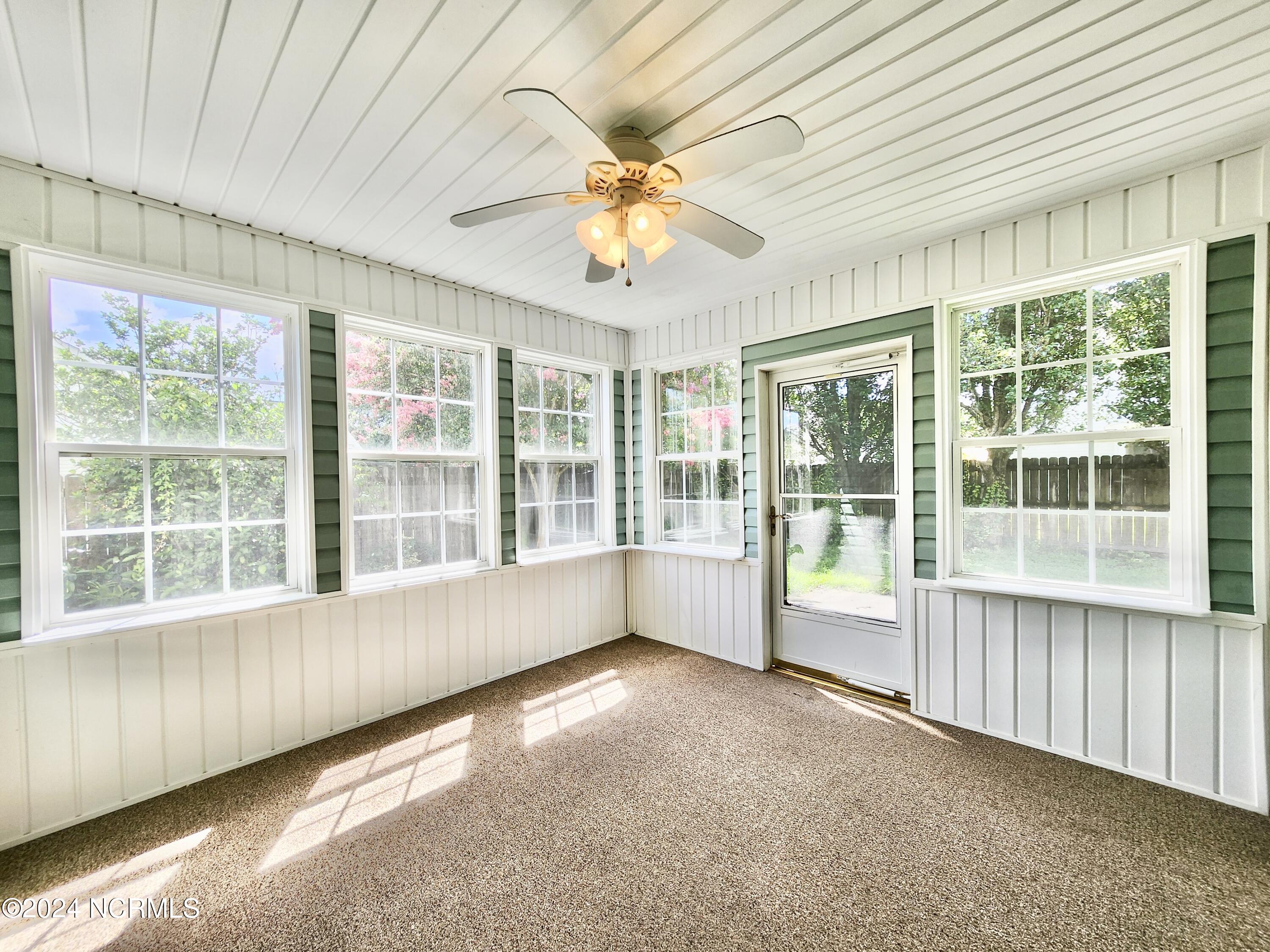 309 Conner Grant Road New Bern, NC 28562 - Photo 33 of 38 CAROLINA ROOM