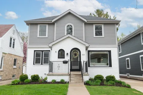 $899,900 | 4954 North Diversey Boulevard, Whitefish Bay, WI 53217