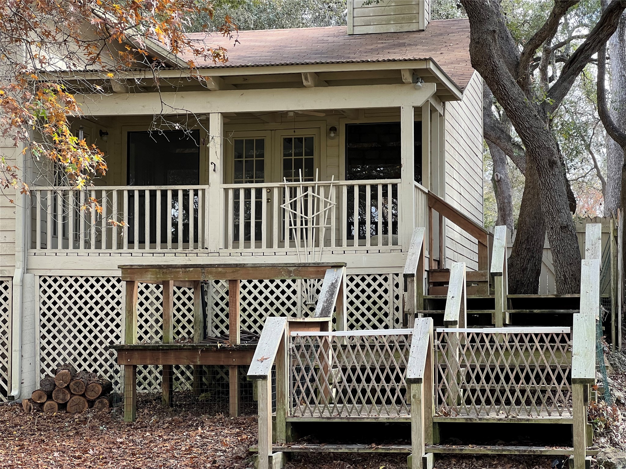 8 Stonehouse Circle Wimberley, TX 78676 - Photo 4 of 18 a view of a chair with a bench