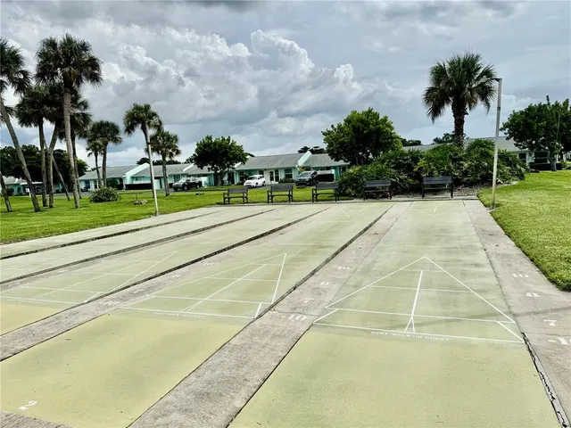 $199,000 | 3802 42nd St Court West, Unit 31, Bradenton, FL 34205